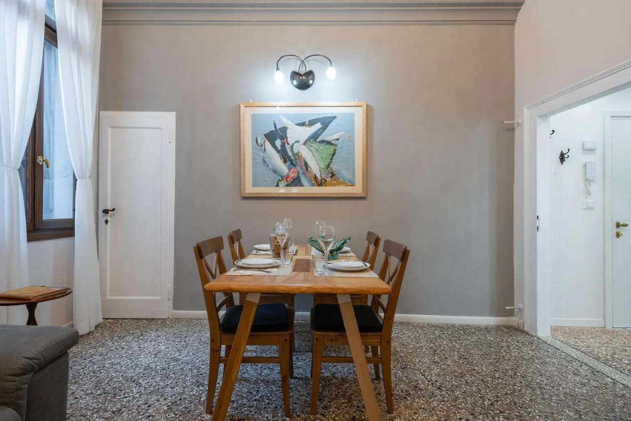 Apartment Sisila Venice